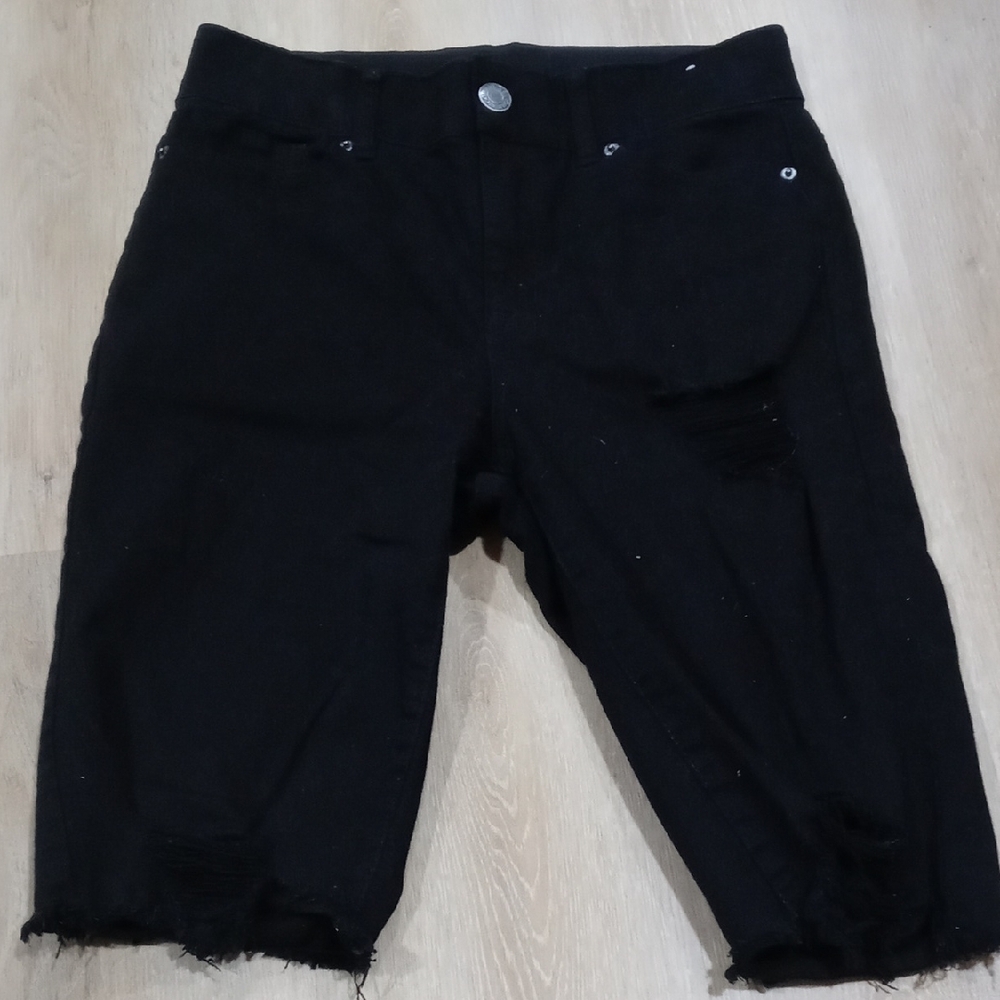 New York & Company Black Curvy Sculpting Shorts